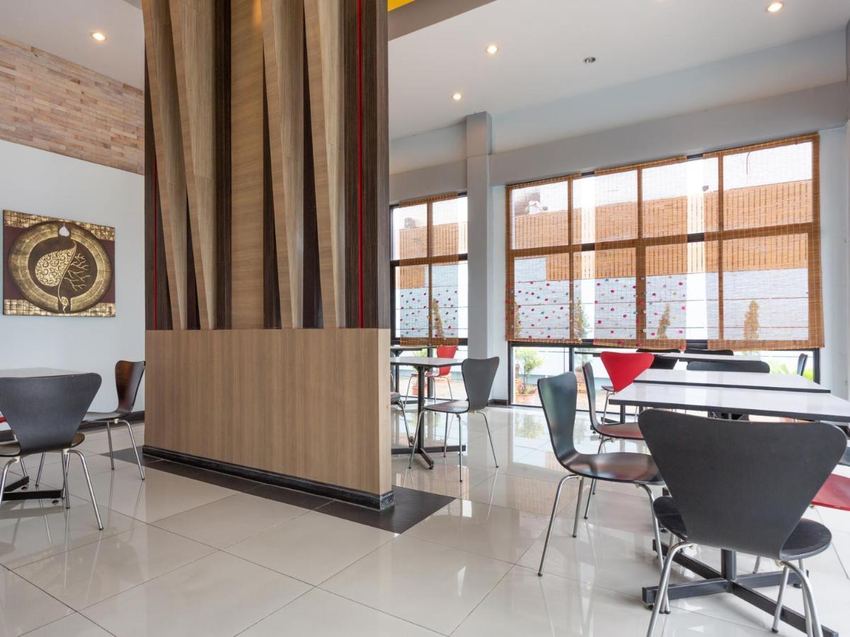 Oyo 1127 Baan Siam Hotel Chiang Rai Esterno foto
